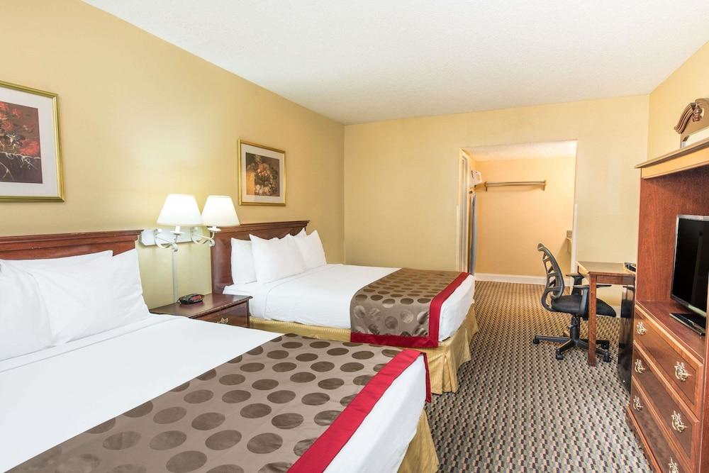 Radisson Hotel ウェスト・サクラメント エクステリア 写真